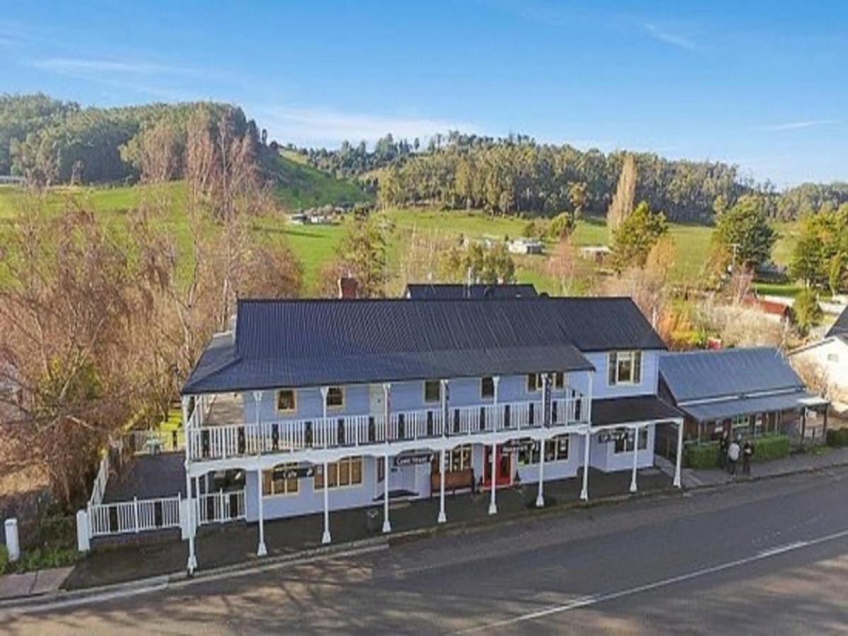 Wandering Trout - Gourmet Stays Mole Creek Екстер'єр фото